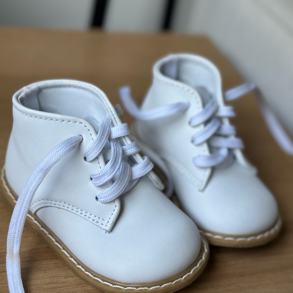 Classic Leather White Baby/Toddler Shoes